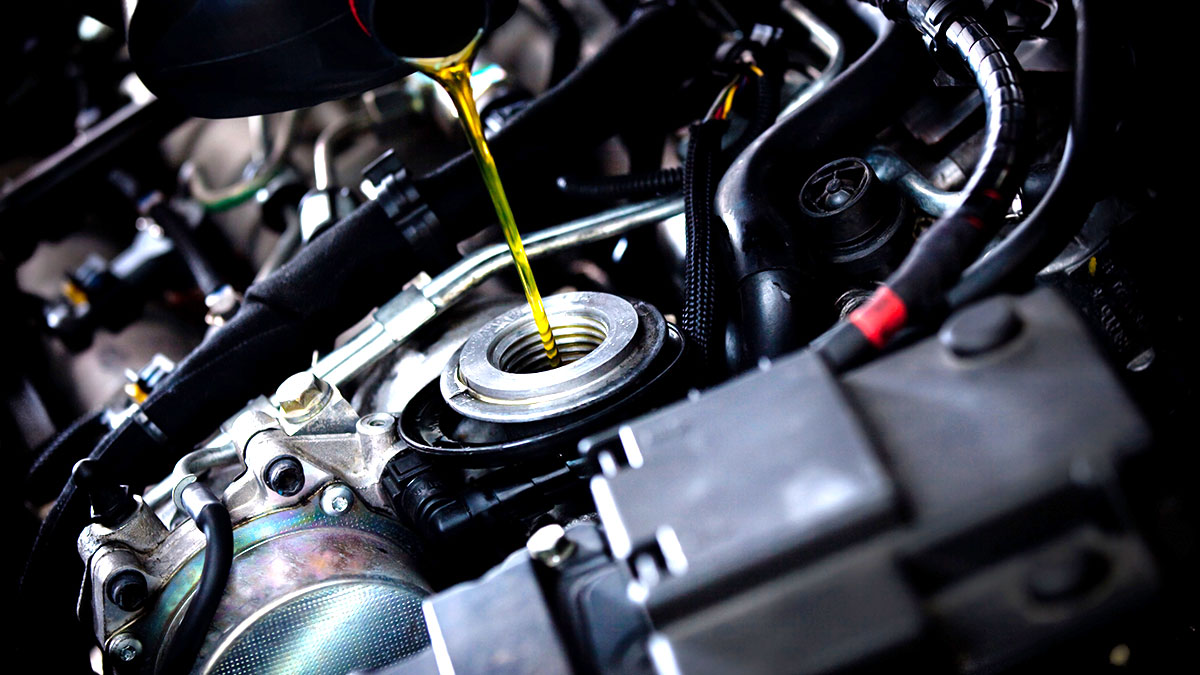 What Does Motor Oil Do? - AMSOIL Blog