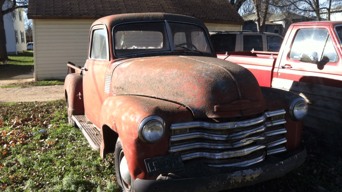 1947 5-window Chevy