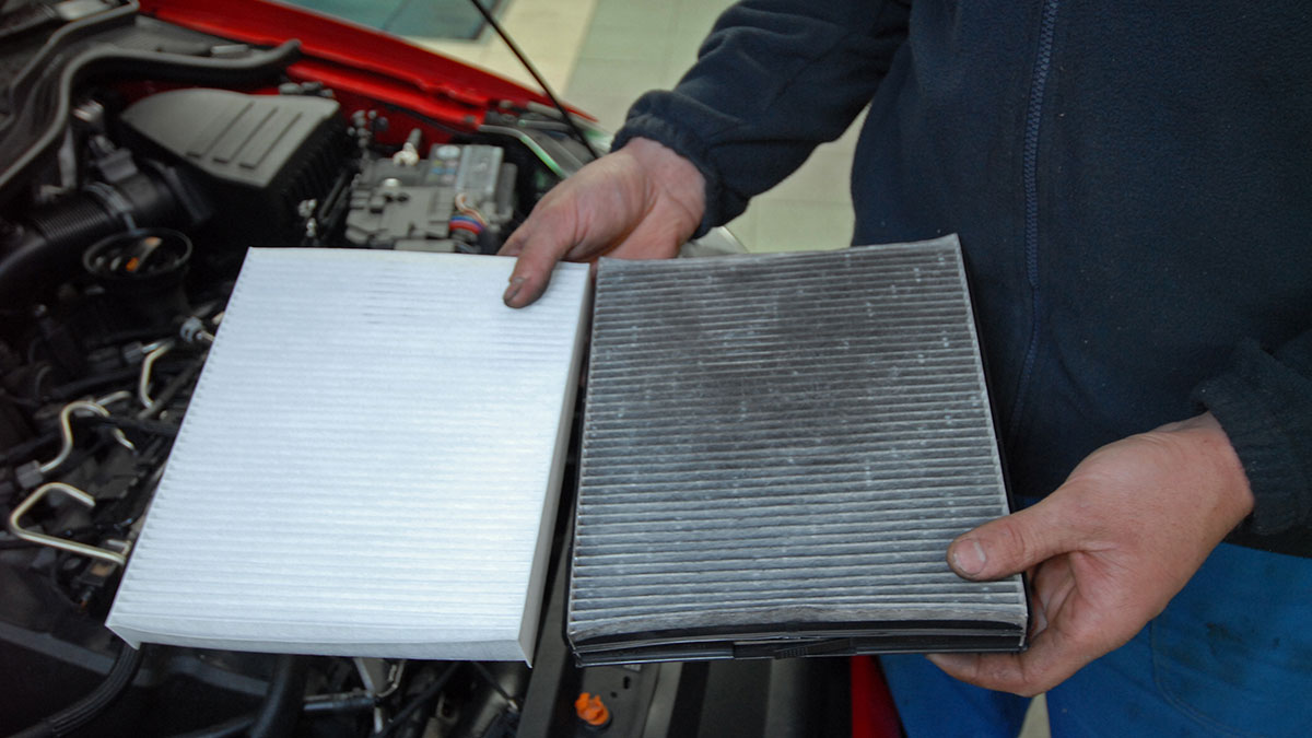 Dirty and clean air filters