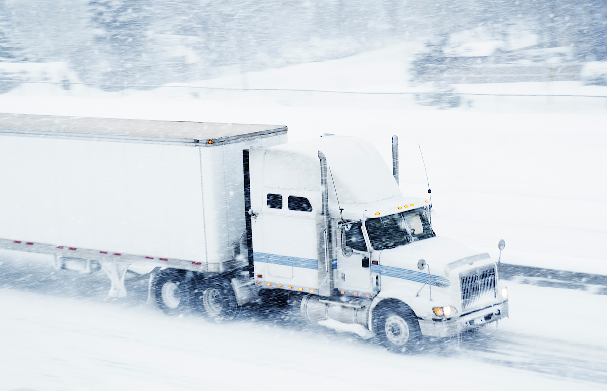 semi-truck snow cold freezing diesel fuel gelling
