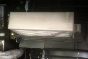 How to change a cabin air filter
