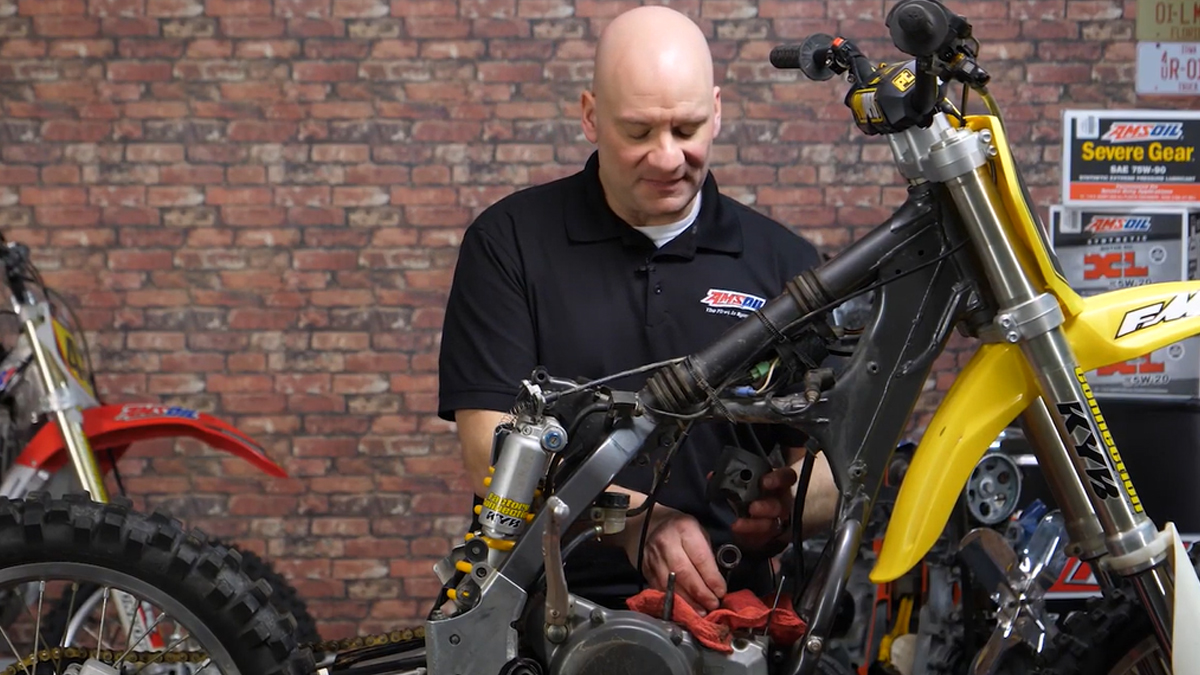 How to Perform a Dirt Bike Top End Rebuild