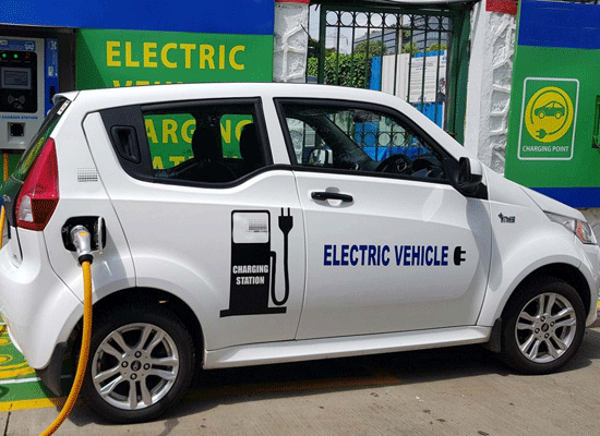Will electric cars replace gas
