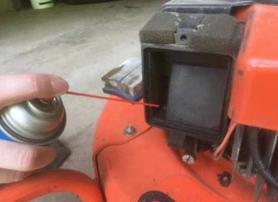 Clean the carburetor if your lawnmower won't start