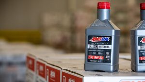 AMSOIL 100% Synthetic High-Mileage Motor Oil Attacks Sludge