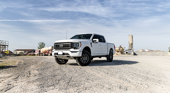 Pickup truck with 10-speed transmission.